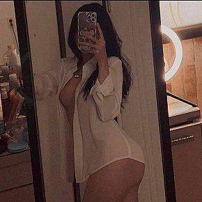 Linna escort in Dubai