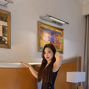 Linna escort in 