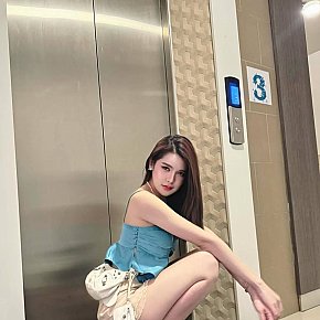 Ayumi Gelegentlich escort in Jakarta offers Ins Gesicht spritzen services