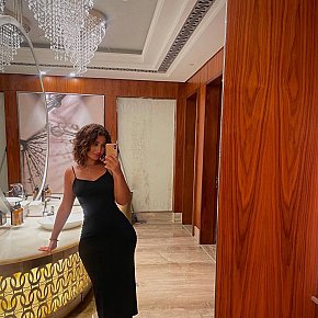 Lina escort in Boulogne-billancourt offers 69 Position services