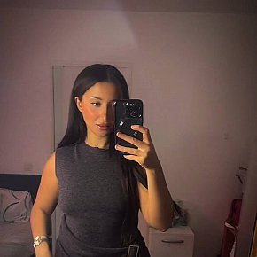 Lina escort in Boulogne-billancourt offers 69 Position services