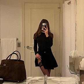 Riana-sweet escort in Brussels offers Pipe sans capote et jouir services