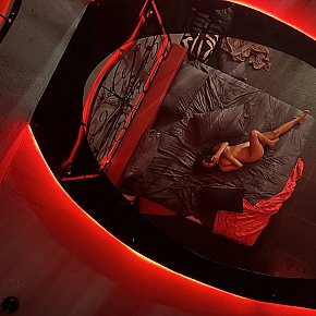 Vivi escort in Singapore City