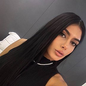 Saphira Model /Ex-model
 escort in London offers 69 Position services