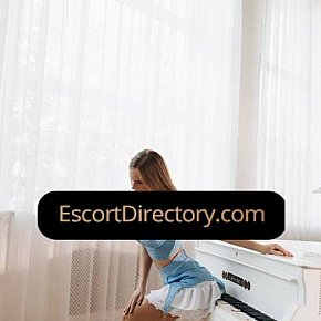 Dancera Vip Escort escort in London offers Girlfriend Experience (GFE) services
