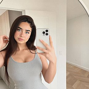 Leila Superbunduda escort in  offers Ejaculação no corpo (COB) services