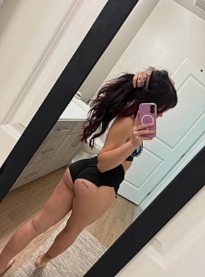 Leila Super Booty
 escort in Kyoto offers Cumshot on body (COB) services