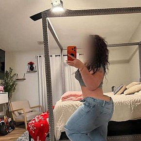 Christine Großer Busen escort in Madrid offers Intimmassage services