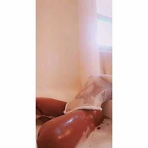 Gina escort in Kuwait City