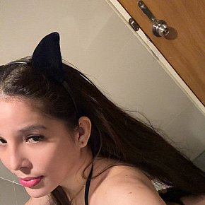 Kiara escort in Kuala Lumpur offers 69 Position services