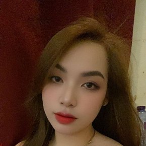 Mia escort in Manama