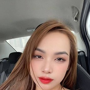 Mia escort in Manama