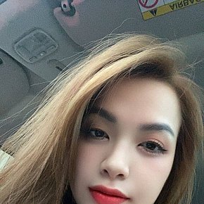 Mia escort in Manama