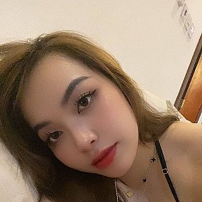 Mia escort in Manama