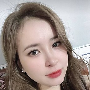 Cherry escort in Abu Dhabi