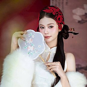 Anna escort in Singapore City offers 69 Position services