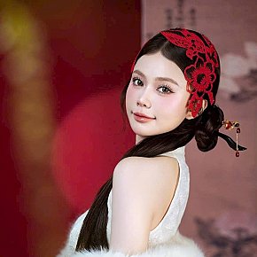 Anna escort in Singapore City offers 69 Position services