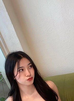 Anggi-massage escort in Jakarta offers Snowballing services