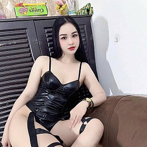 Malysa Naturală escort in Singapore City offers Jocuri Sexuale Lesbiene services