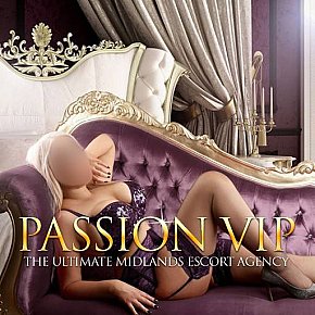 Trinity Natürlich escort in Wolverhampton offers Girlfriend Experience (GFE) services