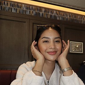 Mixed-beauty escort in Manila