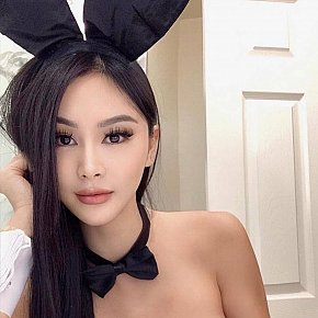 Nona Petite
 escort in Hong Kong
