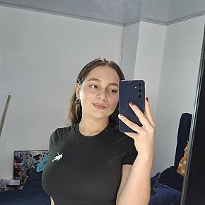 Milly performs Handjob, escort in Kuala Lumpur