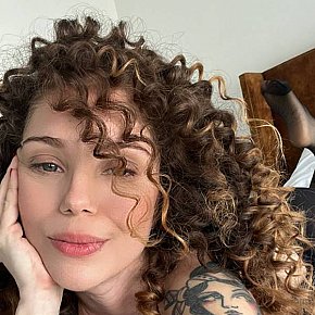 Rivka Model/Ex-Model escort in London offers Girlfriend Experience (GFE) services