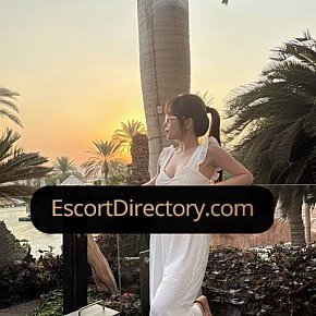 Ara escort in  offers Ejaculation dans la bouche services