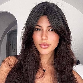 Dandarah Completamente Naturale escort in Dubai offers Girlfriend Experience (GFE) services