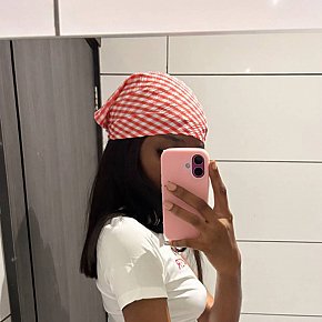 Kuddynasty All Natural
 escort in Lagos offers Handjob services