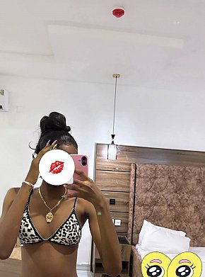 Kuddynasty All Natural
 escort in Lagos offers Handjob services