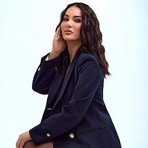 Anna-Beatriz All Natural
 escort in London offers Girlfriend Experience (GFE) services