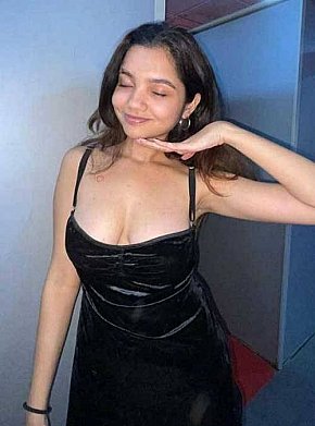 Melcy Vip Escort escort in Bangkok offers Cumshot on body (COB) services