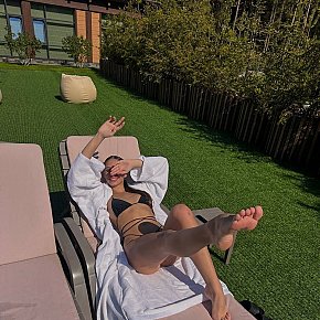 Synn escort in Dubai offers Full Body Sensual Massage services