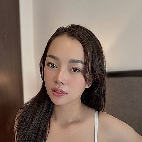 Olivia escort in Doha offers Kissing services