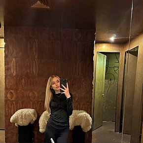 Eva escort in Hong Kong