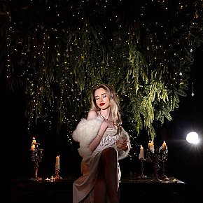 Eva escort in Hong Kong