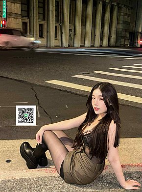 Ailee escort in Tokyo