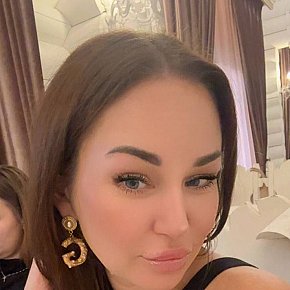 Olesia Super Booty
 escort in Brussels offers Cumshot on body (COB) services