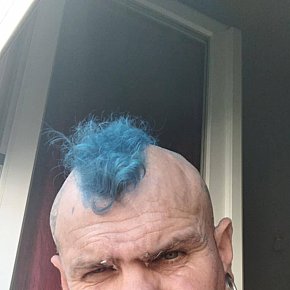 Piratepunk Vip Escort escort in Agen offers Mistress (hard) services