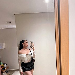 Lisa Natürlich escort in Manama offers Ganzkörpermassage services