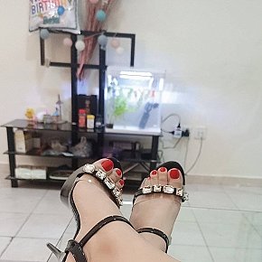 Lisa All Natural
 escort in Manama offers Erotic massage services