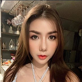 Zuly escort in Kuwait City offers Full Body Sensual Massage services