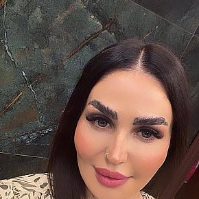 Asal Super Busty
 escort in Muscat