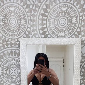 Manal Super-forte Di Seno escort in Muscat