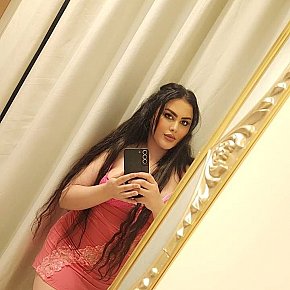 Falak escort in Muscat