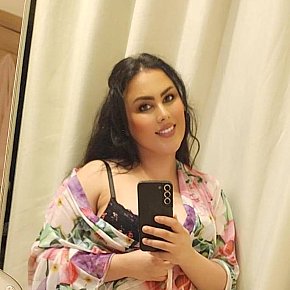 Falak escort in Muscat