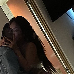 Andar escort in Hong Kong offers Girlfriend Experience (GFE) services