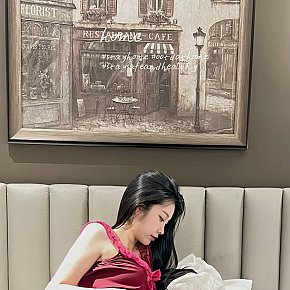 Da-eaun All Natural
 escort in Singapore City offers Dildo Play/Toys services